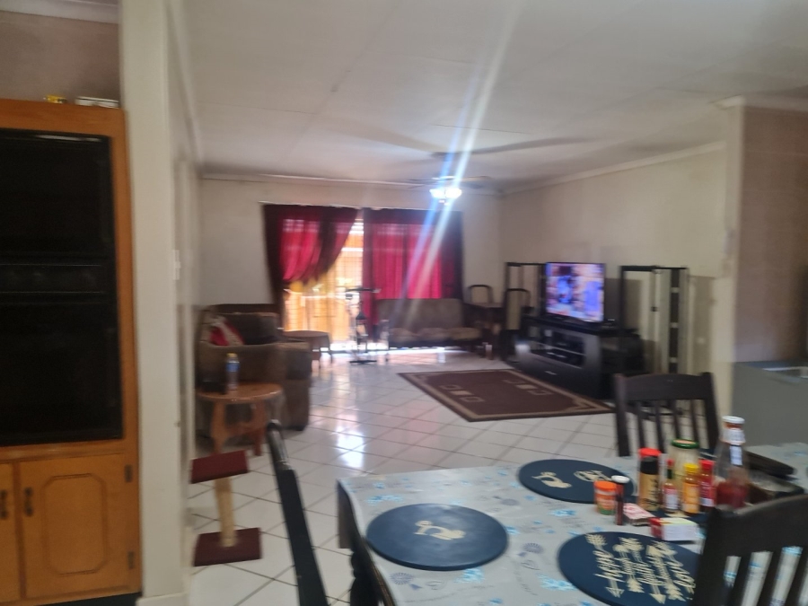 3 Bedroom Property for Sale in Protea Park North West